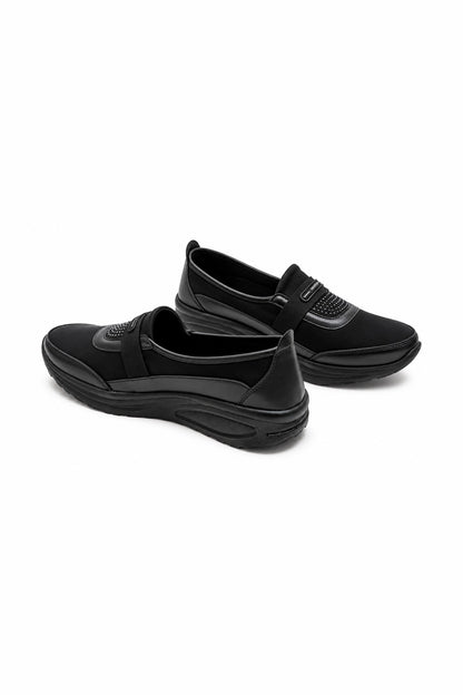 Taş Şeritli 4 Nokta Ortopedik Kadın Slip-On Ayakkabı - Siyah