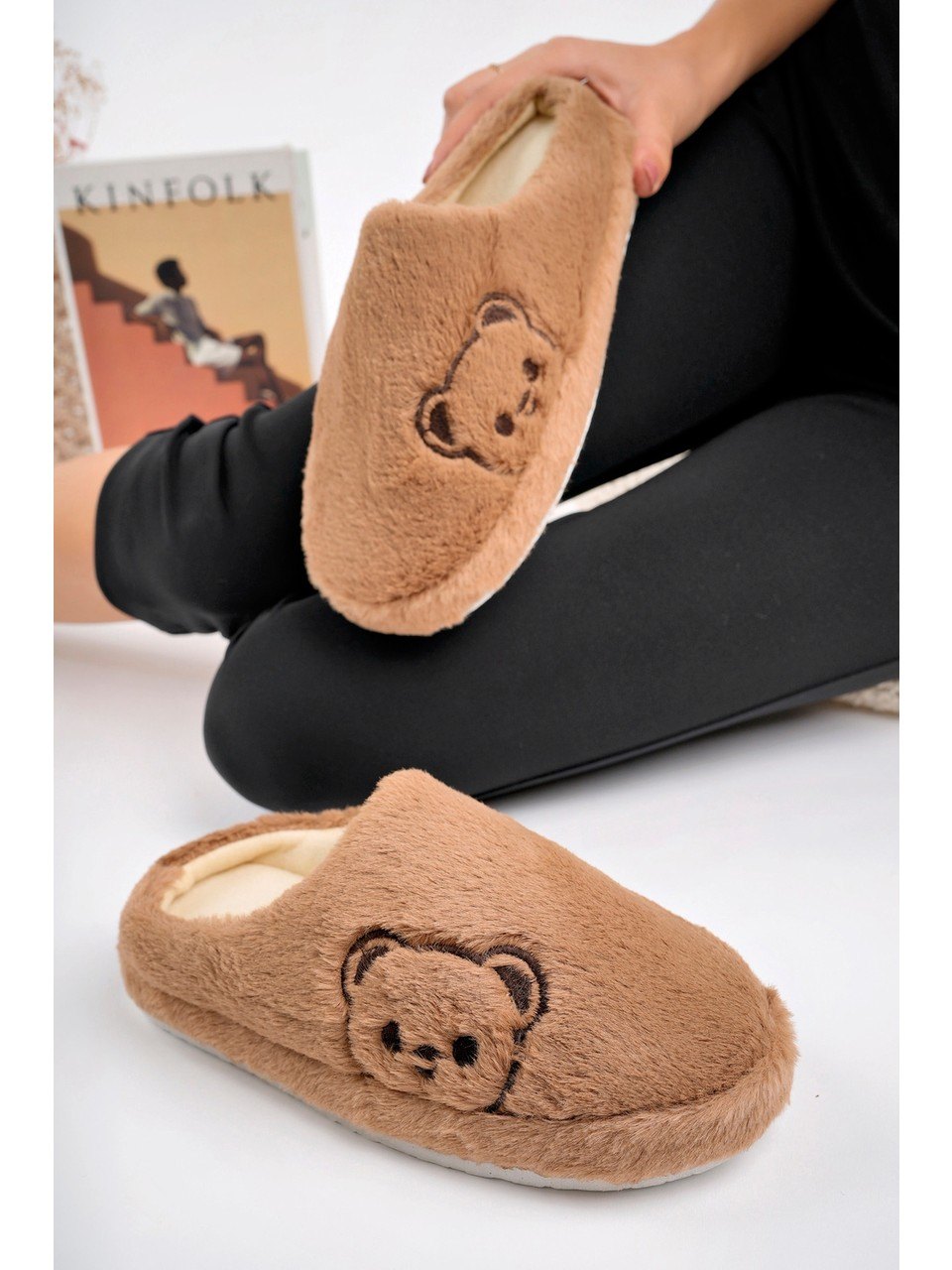 Tatlı Ayıcık Peluş Kadın Ev Terliği - Kahve - 4. görsel