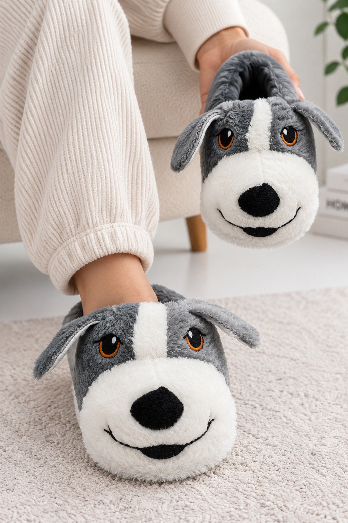 Sevimli Köpek Figürlü Peluş Unisex Ev Pandufu - Sevgili Kombin - Gri