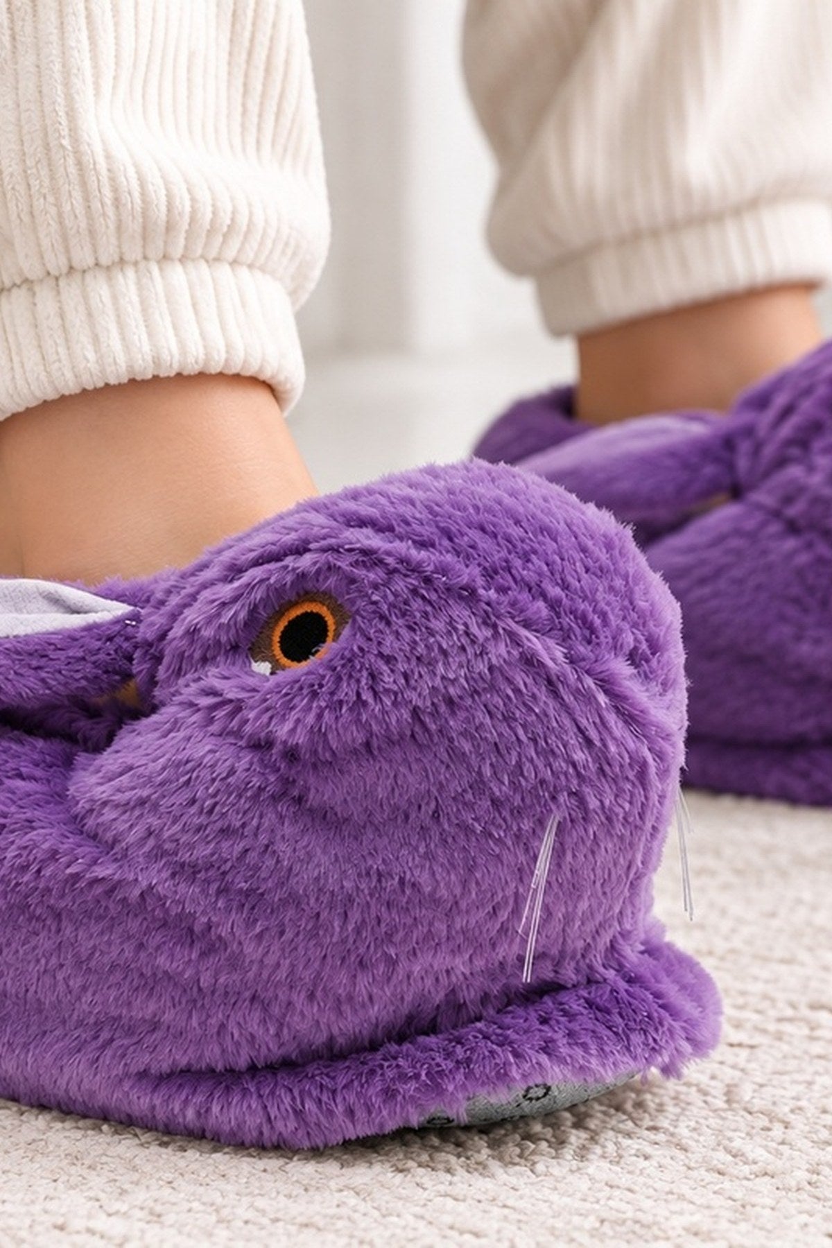 Sevimli Tavşan Figürlü Peluş Kadın Ev Pandufu - Mor